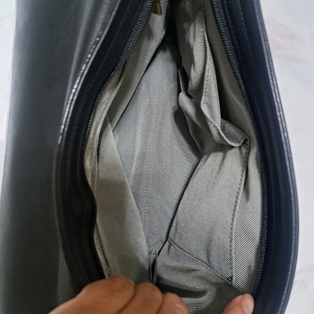 Fossil Purse - Picture 5 of 5